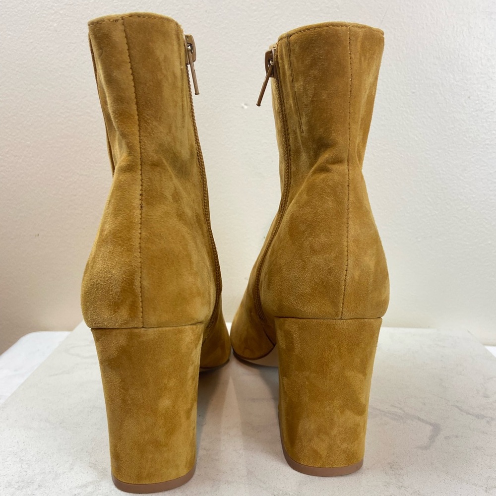 Steve Madden Matilda  Mustard Suede Leather Ankle Booties Block Heel Pointed Toe - Picture 6 of 8